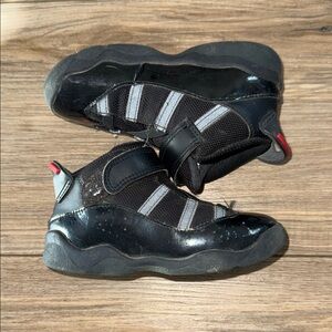 Jordan Kids Sneakers Jordan 6 Rings "Black/Fire
Red/Anthracite"